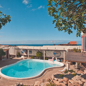 Surfa Villa med stor pool